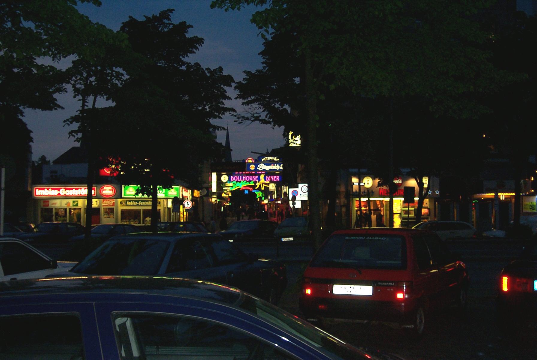 Reeperbahn bei Nacht  (Foto: Andreas Thoma)