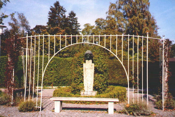 Denkmal Elly Ney am Tutzinger Seestrand (September 2003)