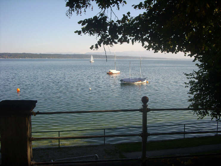 Starnberger See beim Schloßpark Garatshausen (September 2013)