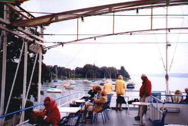 Mitten auf dem Starnberger See - In der Nähe von Tutzing (September 2004)
