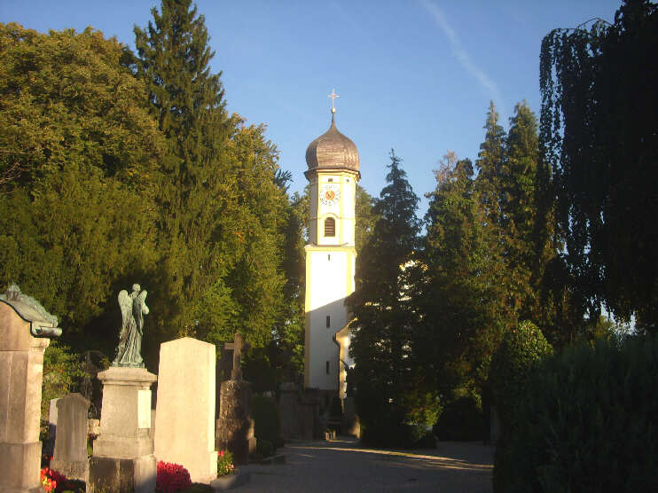 Kirche St. Peter und Paul im Alten Friedhof (August 2013)